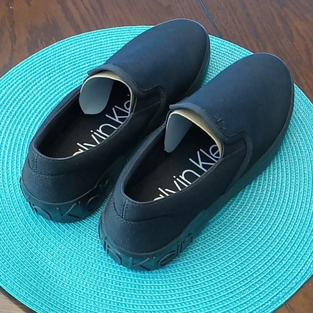 Calvin Klein men's sneakers-NEW